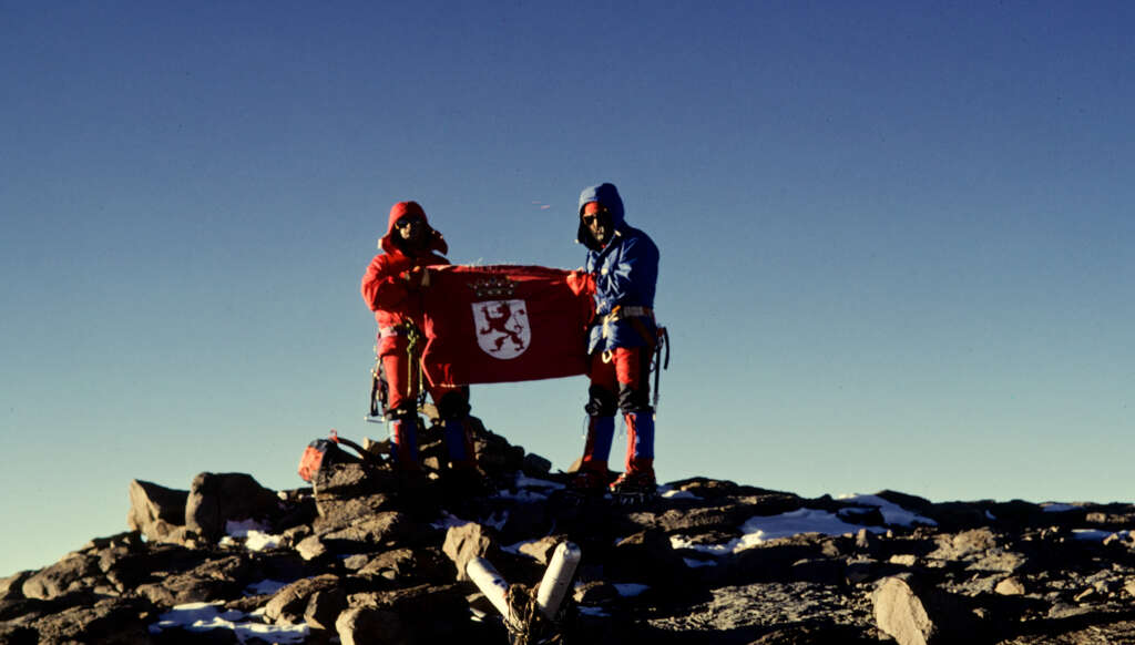 Cima del Aconcagua, Isidoro y su compañero César